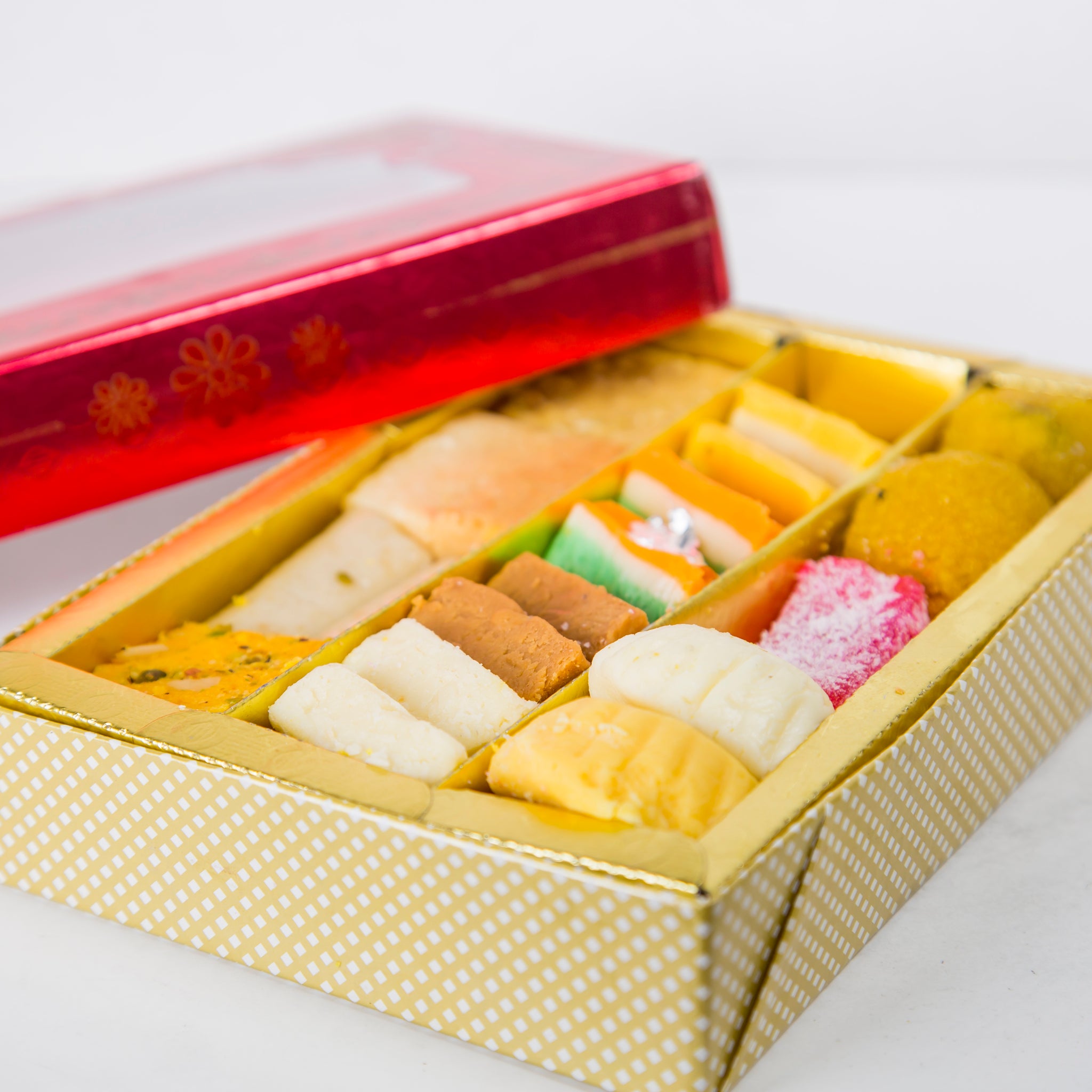 Bandhani 1lb Gift Box