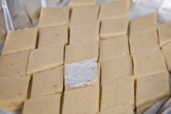 kaju-katli-tray